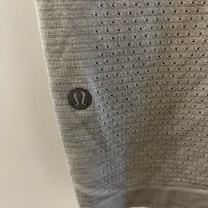 Lululemon men’s athletic shirt